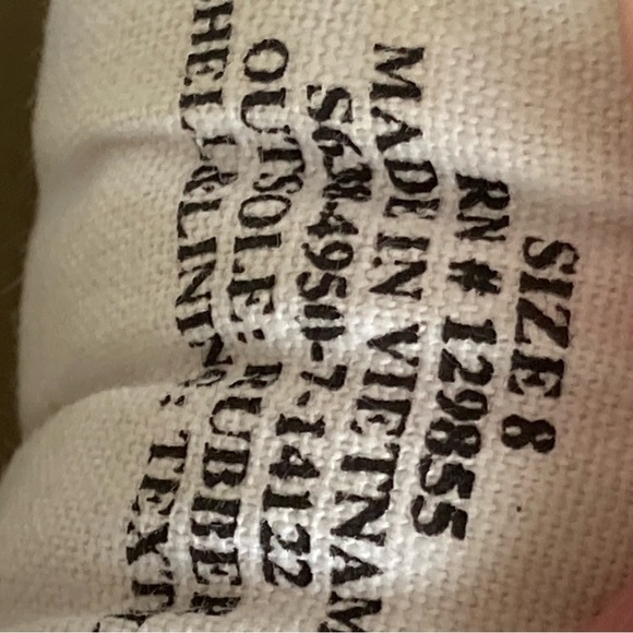 DISNEY Women’s size 8  Black White Mickey Head Tennis shoes - Picture 7 of 7